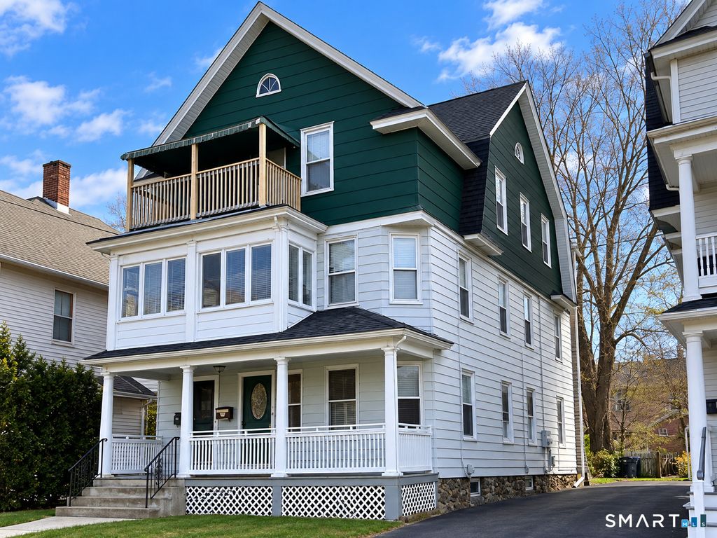 15 Upson Street, Bristol, CT 06010