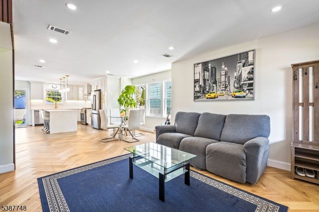 535 Farley Ave, Scotch Plains Twp., NJ 07076