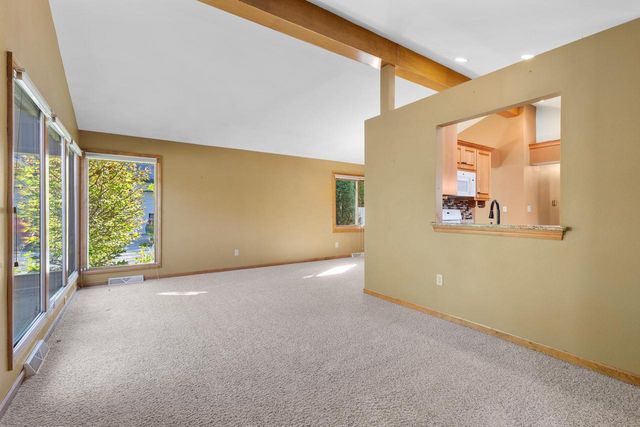 2339 Bramblewood COURT, Waukesha, WI 53188