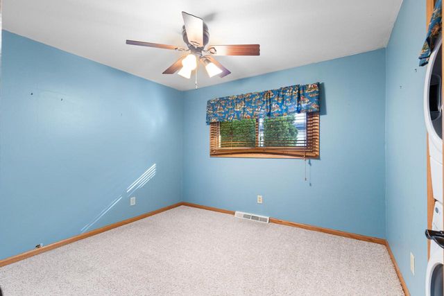 2339 Bramblewood COURT, Waukesha, WI 53188