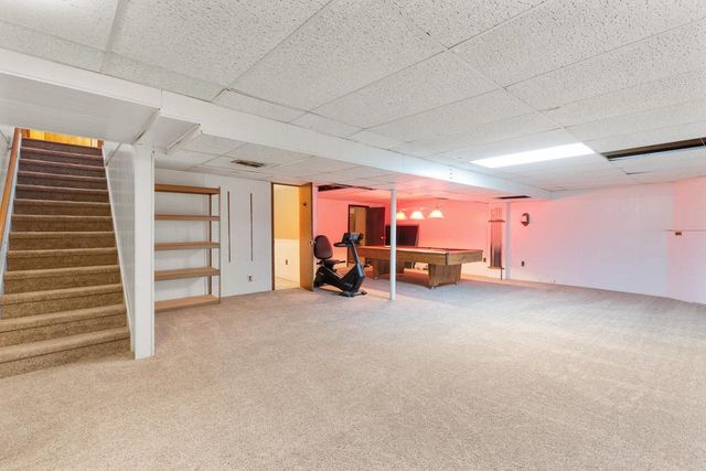 2339 Bramblewood COURT, Waukesha, WI 53188