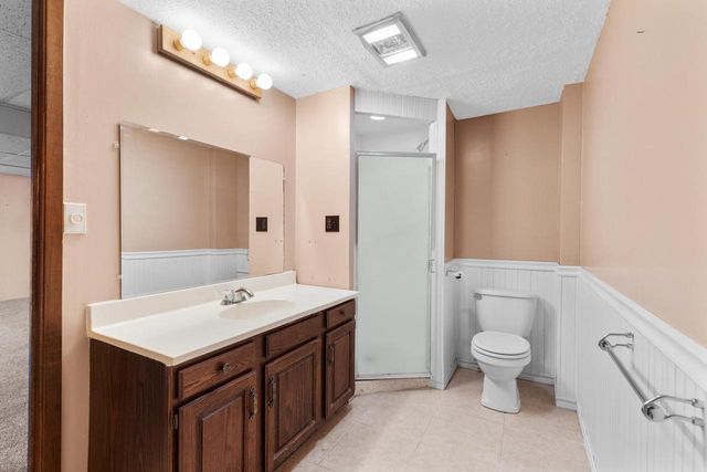 2339 Bramblewood COURT, Waukesha, WI 53188