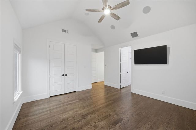 4153 Idlewild Drive, Fort Worth, TX 76107