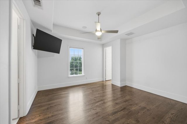 4153 Idlewild Drive, Fort Worth, TX 76107