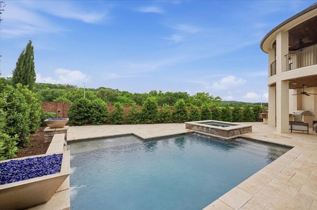 4153 Idlewild Drive, Fort Worth, TX 76107