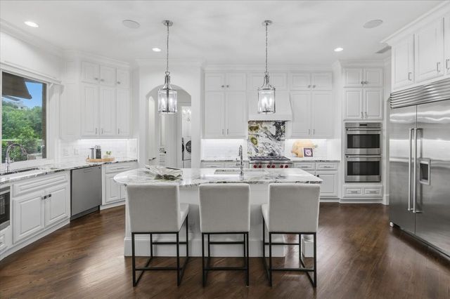 4153 Idlewild Drive, Fort Worth, TX 76107