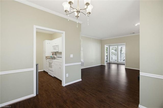 7104 Riverview Knoll Court, Clemmons, NC 27012