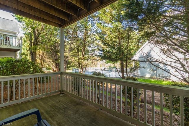 7104 Riverview Knoll Court, Clemmons, NC 27012