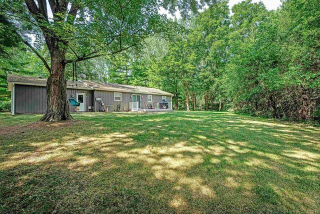 3614 BITTNER Lane, Mcfarland, WI 53558