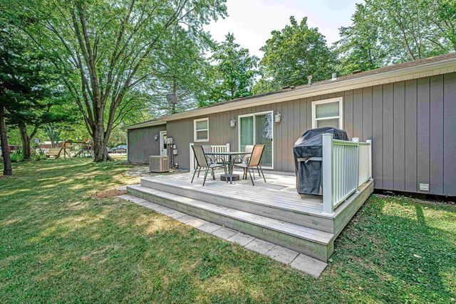 3614 BITTNER Lane, Mcfarland, WI 53558