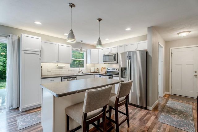 3614 BITTNER Lane, Mcfarland, WI 53558