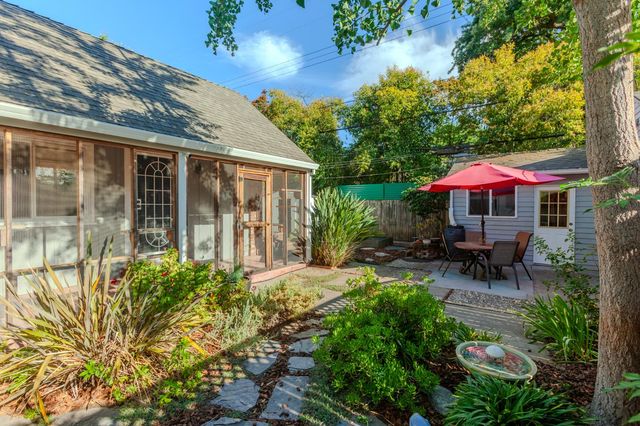 5224 21st Ave, Sacramento, CA 95820