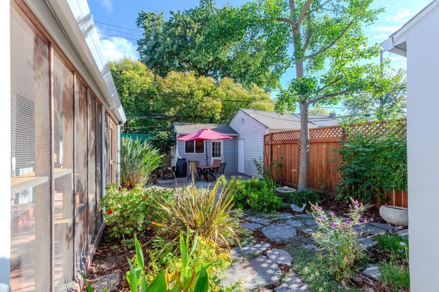5224 21st Ave, Sacramento, CA 95820