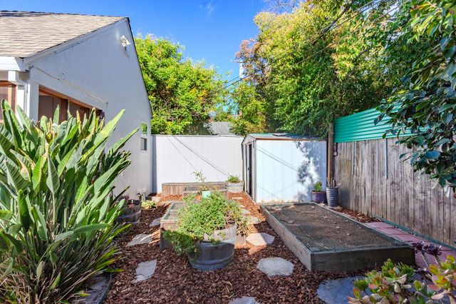 5224 21st Ave, Sacramento, CA 95820