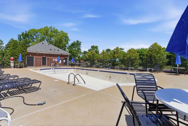 2312 Remington Way 2103, Lexington, KY 40511