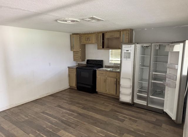 2412 Connell St, Midland, TX 79701