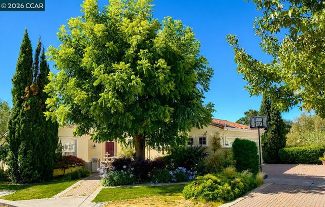 4334 Santa Rita Rd, El Sobrante, CA 94803
