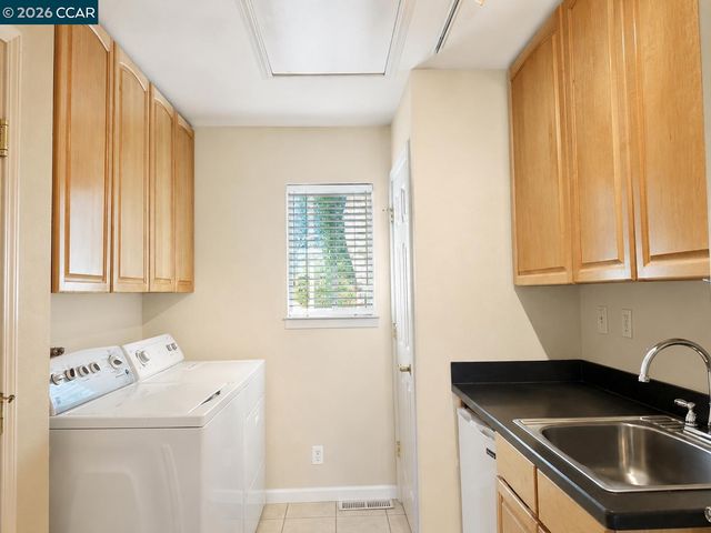 4334 Santa Rita Rd, El Sobrante, CA 94803