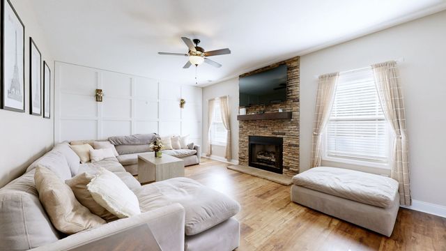 1214 Ewing Way, Clarksville, TN 37043