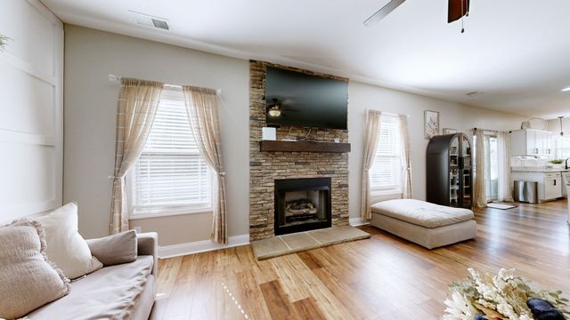 1214 Ewing Way, Clarksville, TN 37043