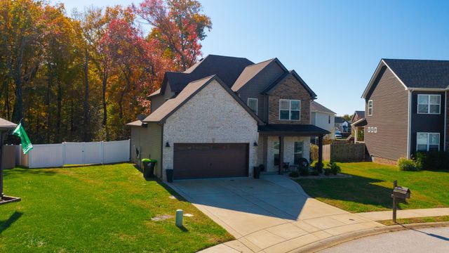 1214 Ewing Way, Clarksville, TN 37043