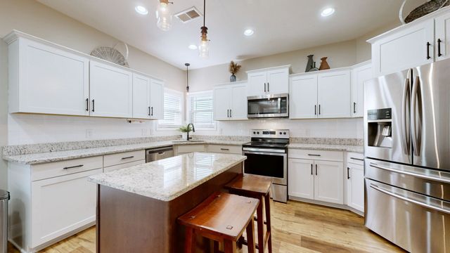 1214 Ewing Way, Clarksville, TN 37043