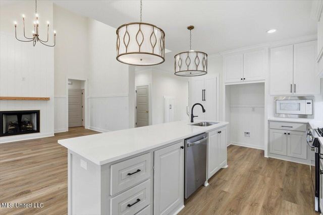 201 Bronson Bend, Flowood, MS 39232