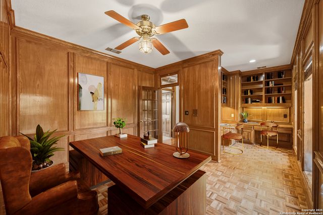 14819 Seven L Trl, Helotes, TX 78023