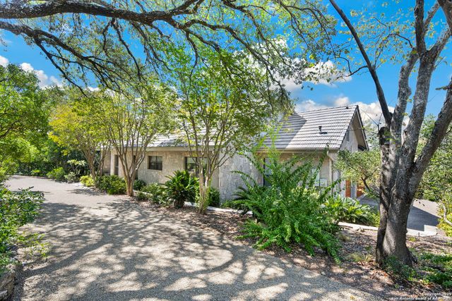 14819 Seven L Trl, Helotes, TX 78023