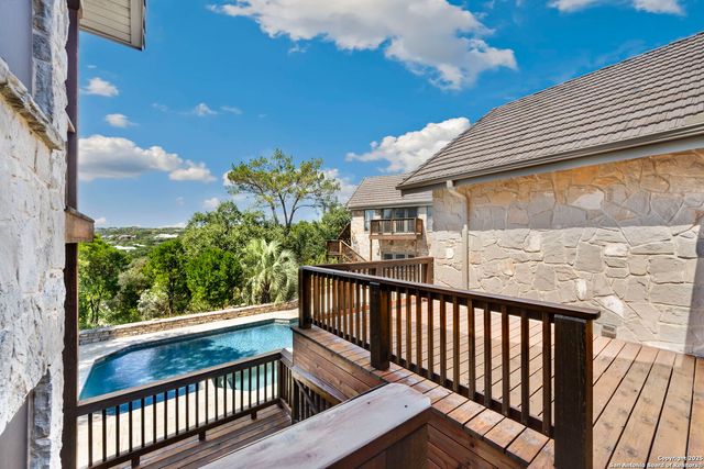 14819 Seven L Trl, Helotes, TX 78023