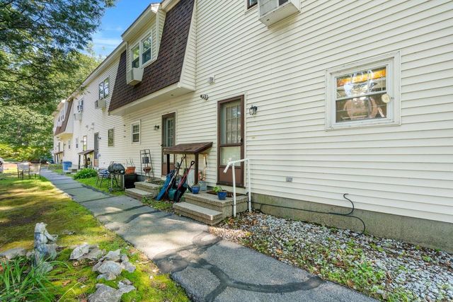 138 Golfview Drive, Manchester, NH 03102