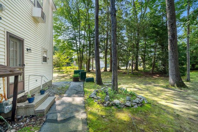 138 Golfview Drive, Manchester, NH 03102