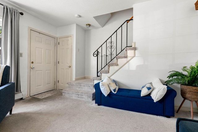 138 Golfview Drive, Manchester, NH 03102