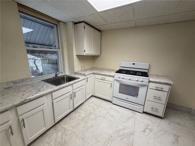 235 38th St, Lawrenceville, PA 15201