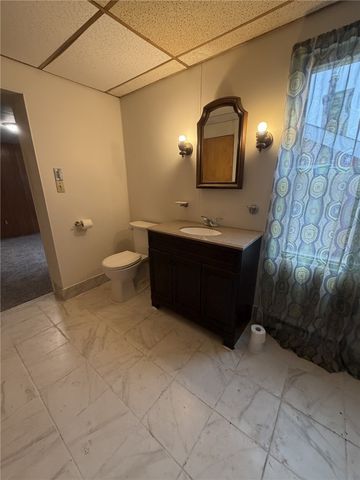 235 38th St, Lawrenceville, PA 15201