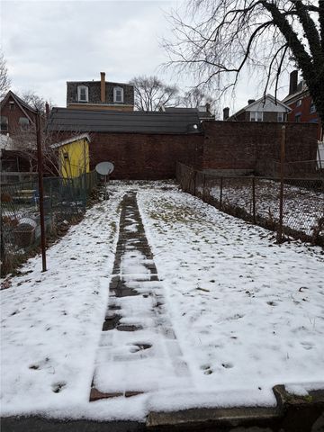 235 38th St, Lawrenceville, PA 15201