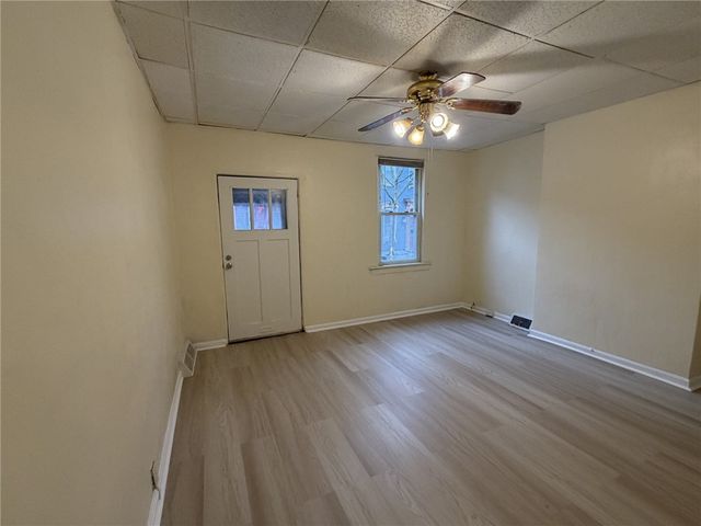 235 38th St, Lawrenceville, PA 15201