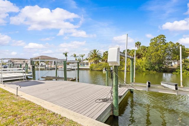 7427 SOUTHWIND DRIVE, Hudson, FL 34667