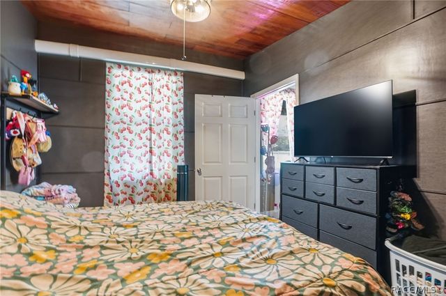 320 S Otis Avenue, Lecanto, FL 34461