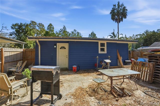 320 S Otis Avenue, Lecanto, FL 34461