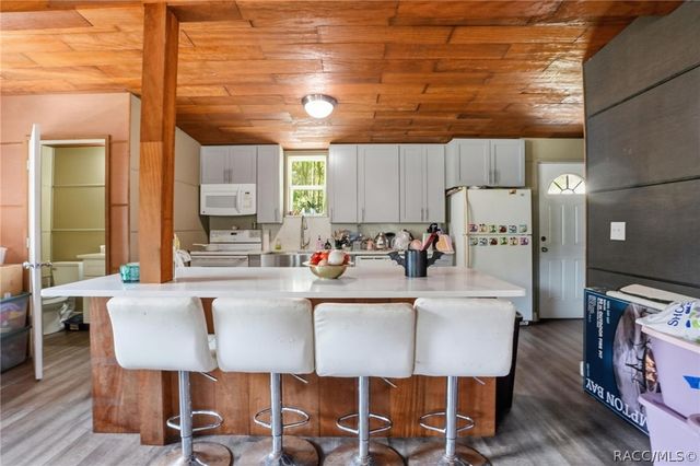 320 S Otis Avenue, Lecanto, FL 34461