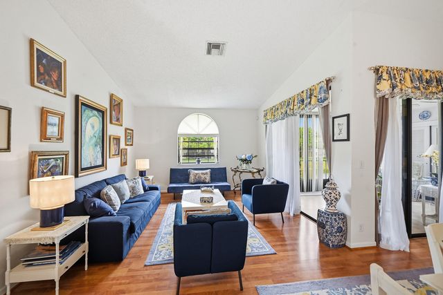 5442 Firenze Drive F, Boynton Beach, FL 33437