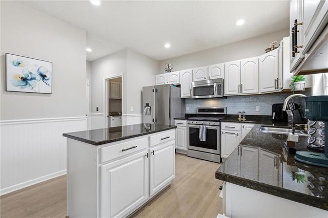 5017 N Washington Street, Gladstone, MO 64118