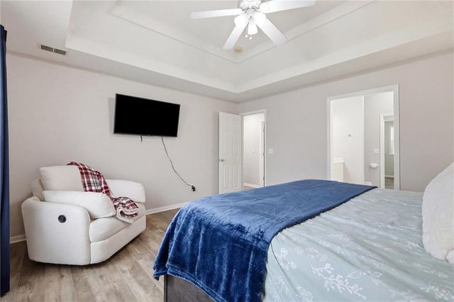 5017 N Washington Street, Gladstone, MO 64118