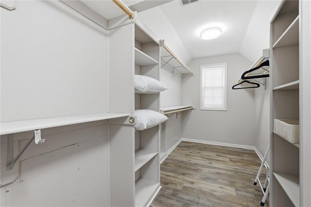 5017 N Washington Street, Gladstone, MO 64118