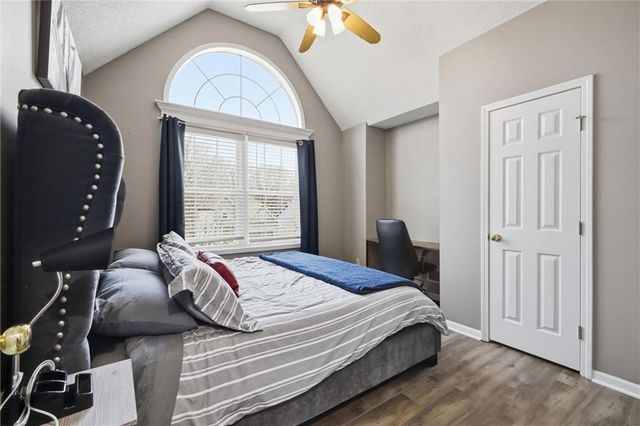 5017 N Washington Street, Gladstone, MO 64118