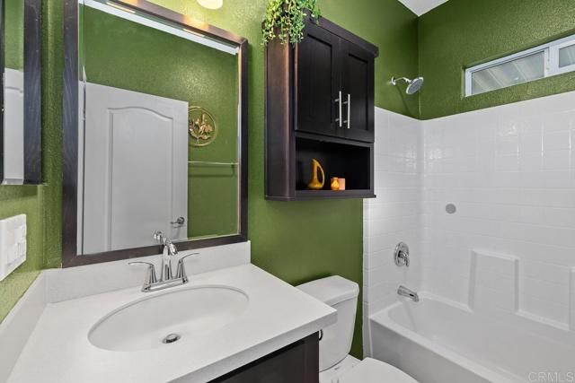 9395 Harritt Rd. 3, Lakeside, CA 92040