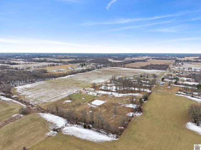 3452 N State Route 121, Murray, KY 42071