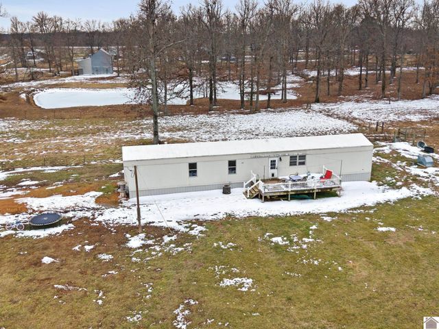 3452 N State Route 121, Murray, KY 42071