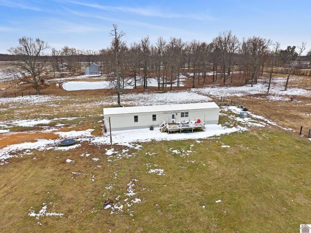 3452 N State Route 121, Murray, KY 42071